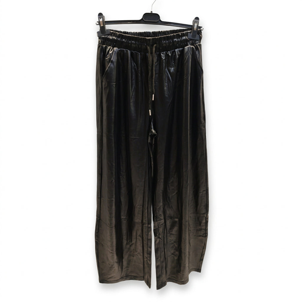 Pantalone nero effetto lucido